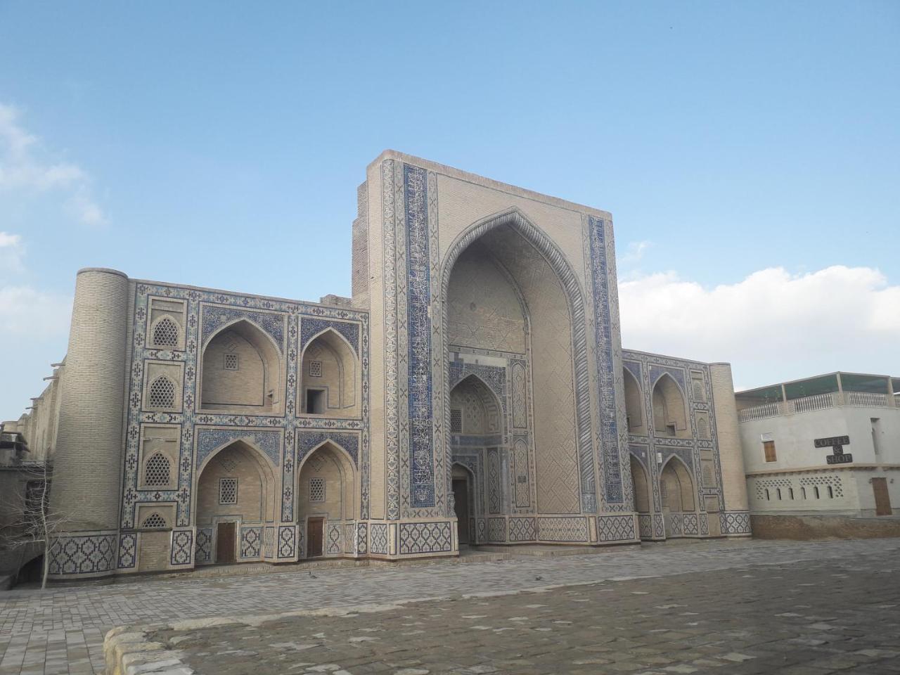 Meeting Each Other In Mekhtar House Hotel Bukhara Exterior foto